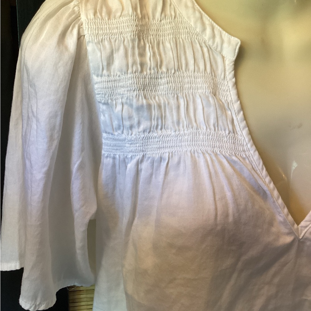 💗 GAP Smocked Blouse XS White Cotton EUC short sleeves - Picture 3 of 8